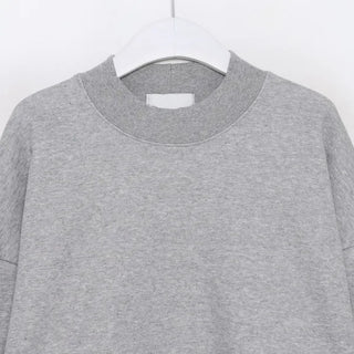 Half-neck warmer sweatshirt