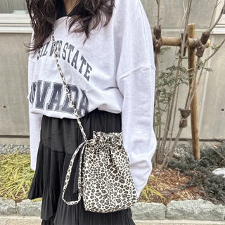 Leopard print shoulder bag