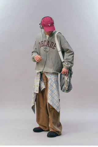 [Monterest] Washed Split-Neck Graphic Sweatshirt