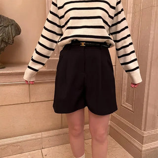 Two-pleat shorts