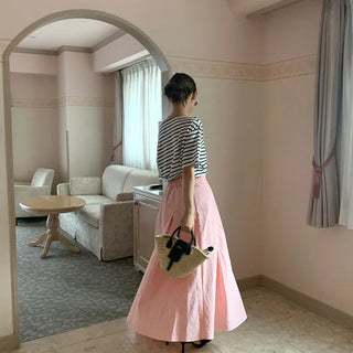 Pintuck flared long skirt