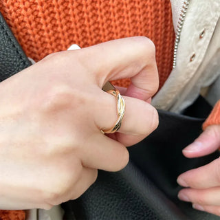 jini twist ring