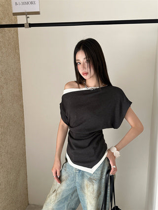 contrast color Top