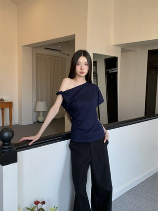 asymmetric shoulder top