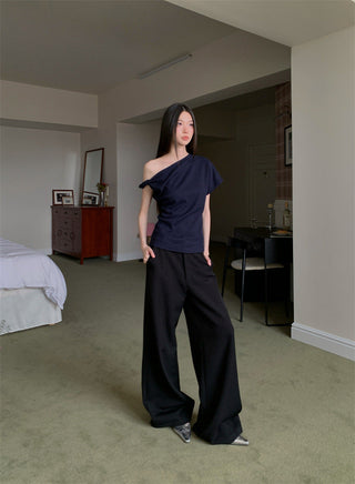 asymmetric shoulder top
