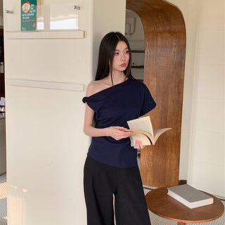 asymmetric shoulder top