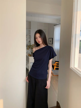 asymmetric shoulder top
