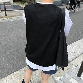 that linen vest