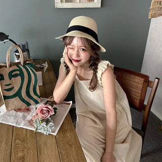 Two-tone bucket hat