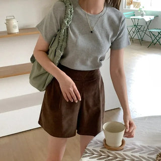 Peach short-sleeved T-shirt