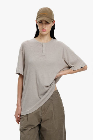 [MASONPRINCE] Henley Neck Short-Sleeve T-Shirt