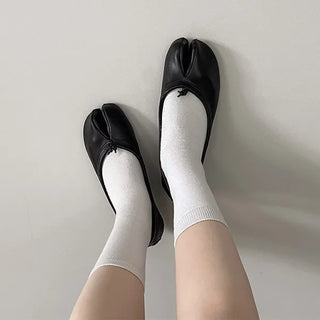 Tabi flat shoes