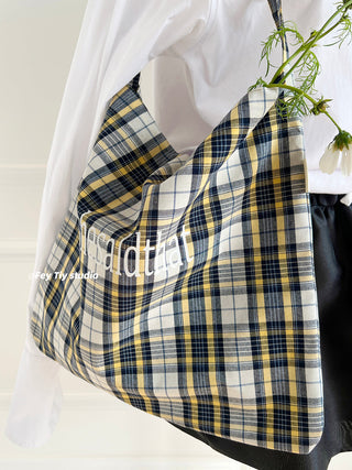 plaid canvas tote