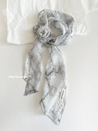 blue rose scarf