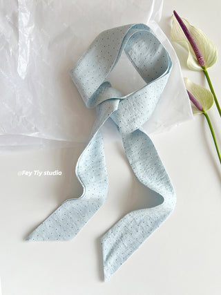 polka dot ribbon