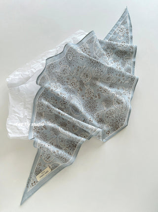 light purple shawl