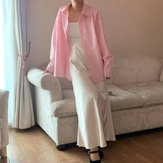 Back slit ribbon shirt