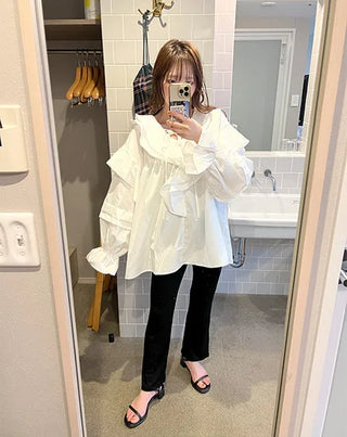 Frilled blouse