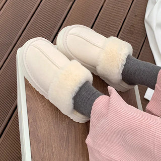 0643 Simple Suede Platform Slippers