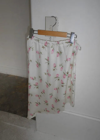 (2 colors) Floral print asymmetrical skirt