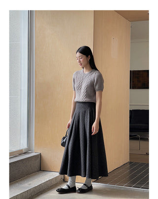 Floral pattern pleated skirt