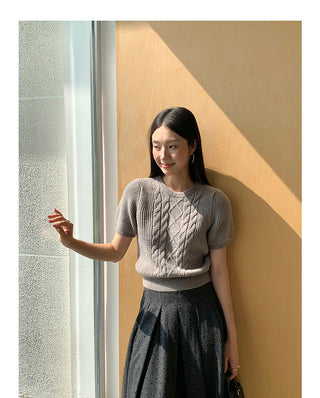 Floral pattern pleated skirt