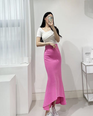 One shoulder flanging slim fit top