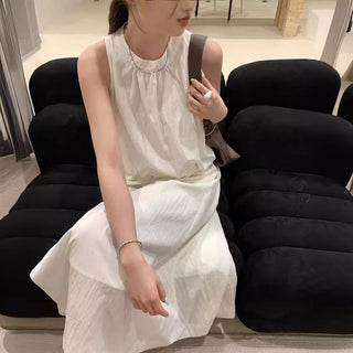 Two-piece sleeveless skirt set
