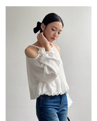 Kink Neck Shoulder Shirt