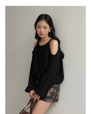 Kink Neck Shoulder Shirt