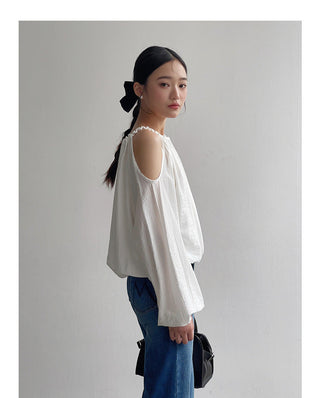 Kink Neck Shoulder Shirt
