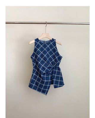 Pleated Waist Slit Top