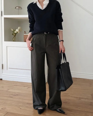 Comfortable semi-wide slacks