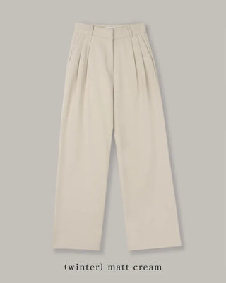 Leg-lengthening pintuck wide slacks