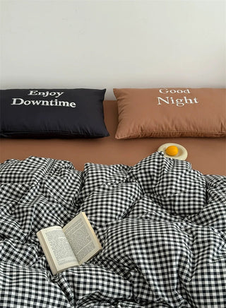 Black and Brown Preppy Gingham Bedding Set