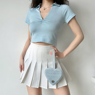 V-neck knit crop