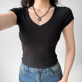 basic V-neck Top