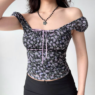 floral U-collar top