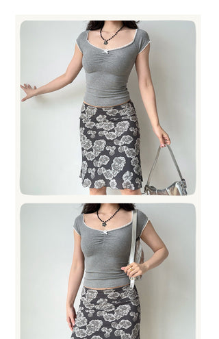 gray print skirt