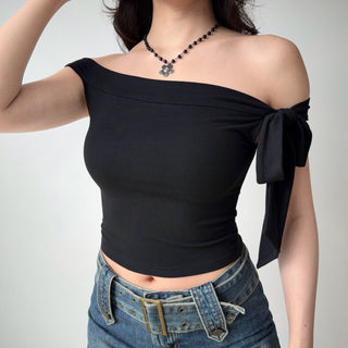 off-neck tied Top