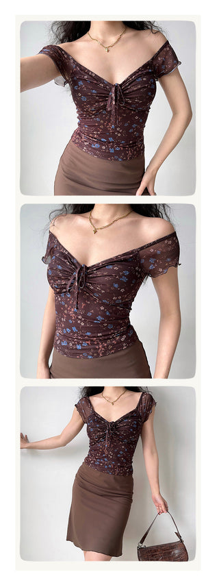pleated V-neck Top