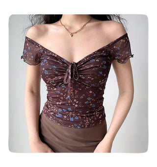 pleated V-neck Top