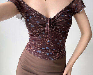pleated V-neck Top