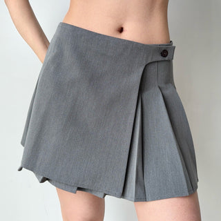 asymmetric pleated skirt
