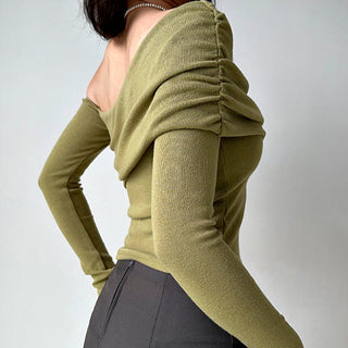 One collar off-shoulder long-sleeved top