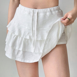 Layered lace lace short skirt