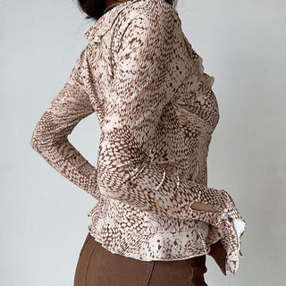 Ruffled V-neck long-sleeved top