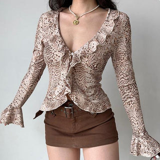Ruffled V-neck long-sleeved top