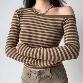 One-shoulder long-sleeved striped top