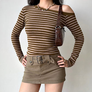 One-shoulder long-sleeved striped top